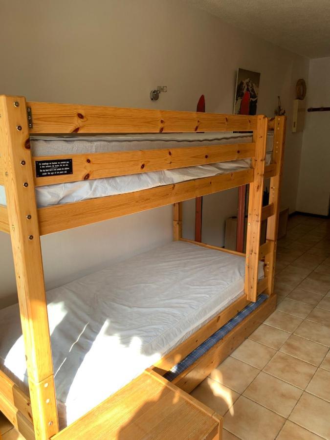 155 Piste Dans Mon Canape Châtel Exterior foto